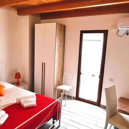 ゲストハウス Kalispera トッレ・ラピッロ