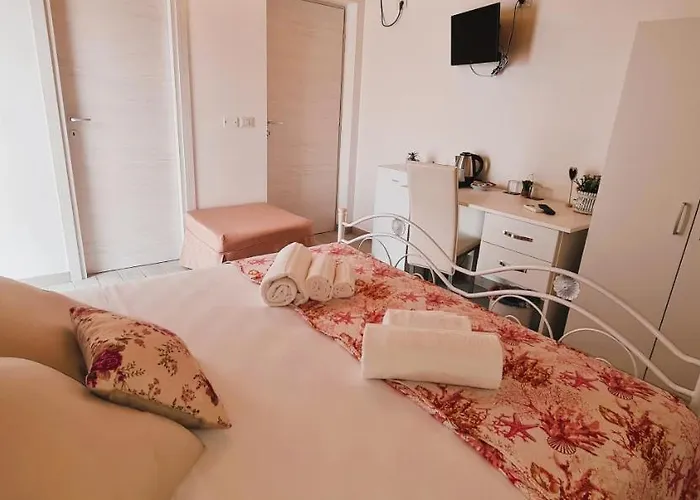 Πανσιόν Kalispera Torre Lapillo